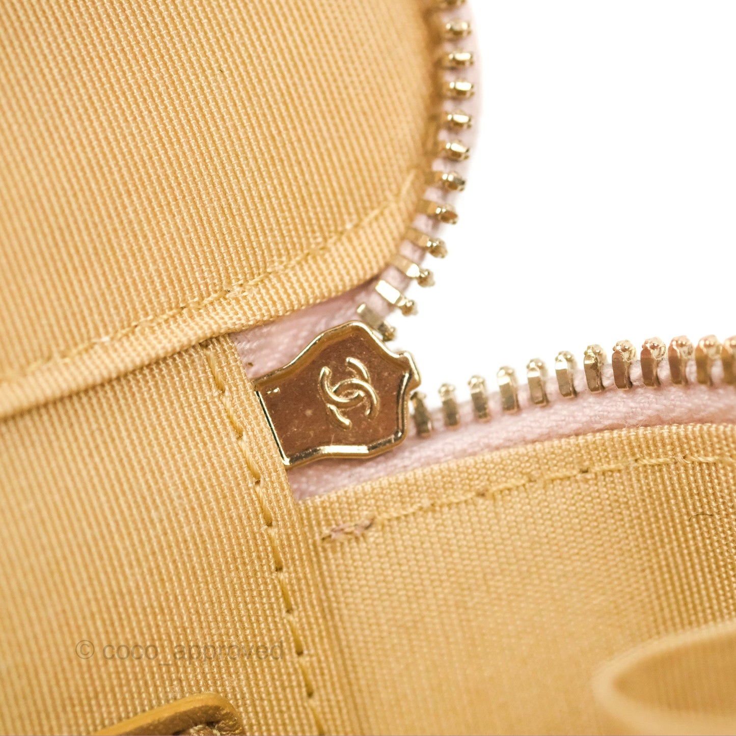 Chanel Classic Pearl Crush Mini Vanity With Chain Lilac Pink Lambskin Aged Gold Hardware