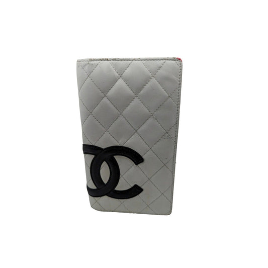 Luxury Chanel bag Vintage Ligne Cambon Yen Continental Wallet