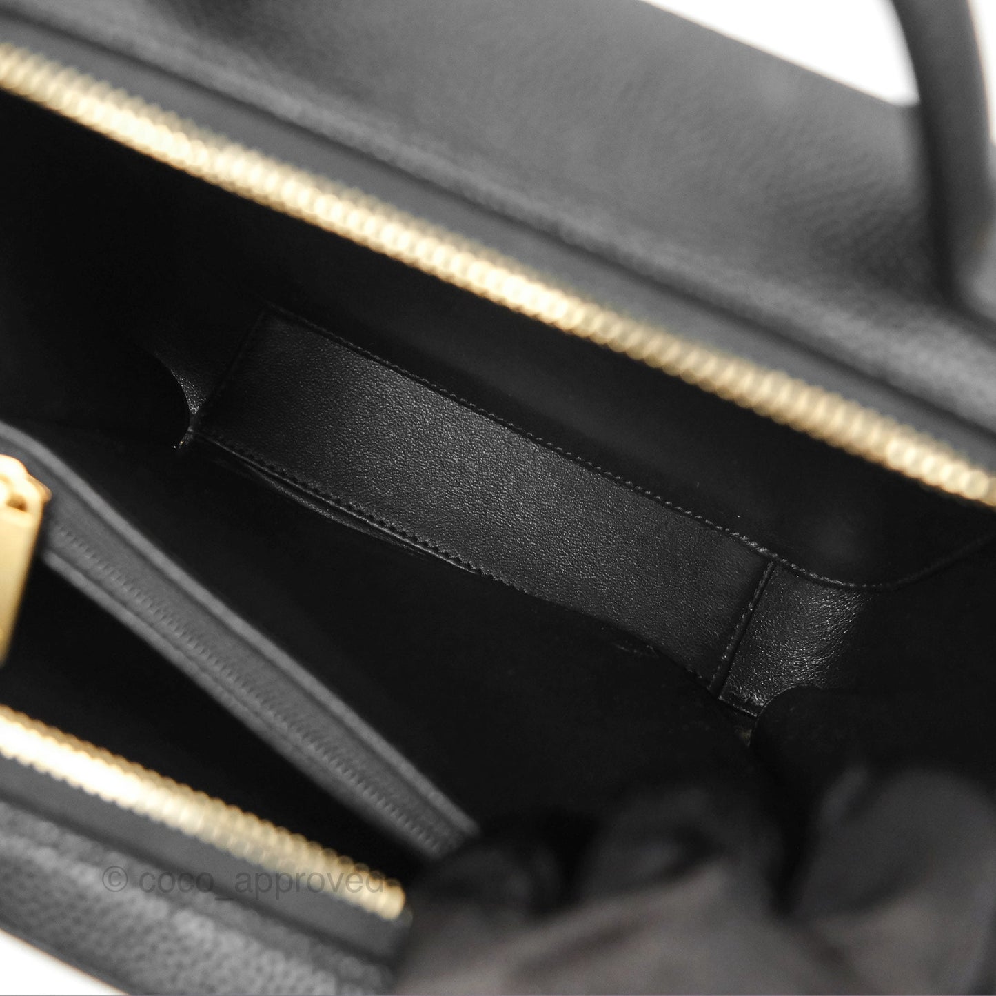 Chanel Quilted Medium CC Filigree Vanity Case Black Caviar Aged Gold Hardware