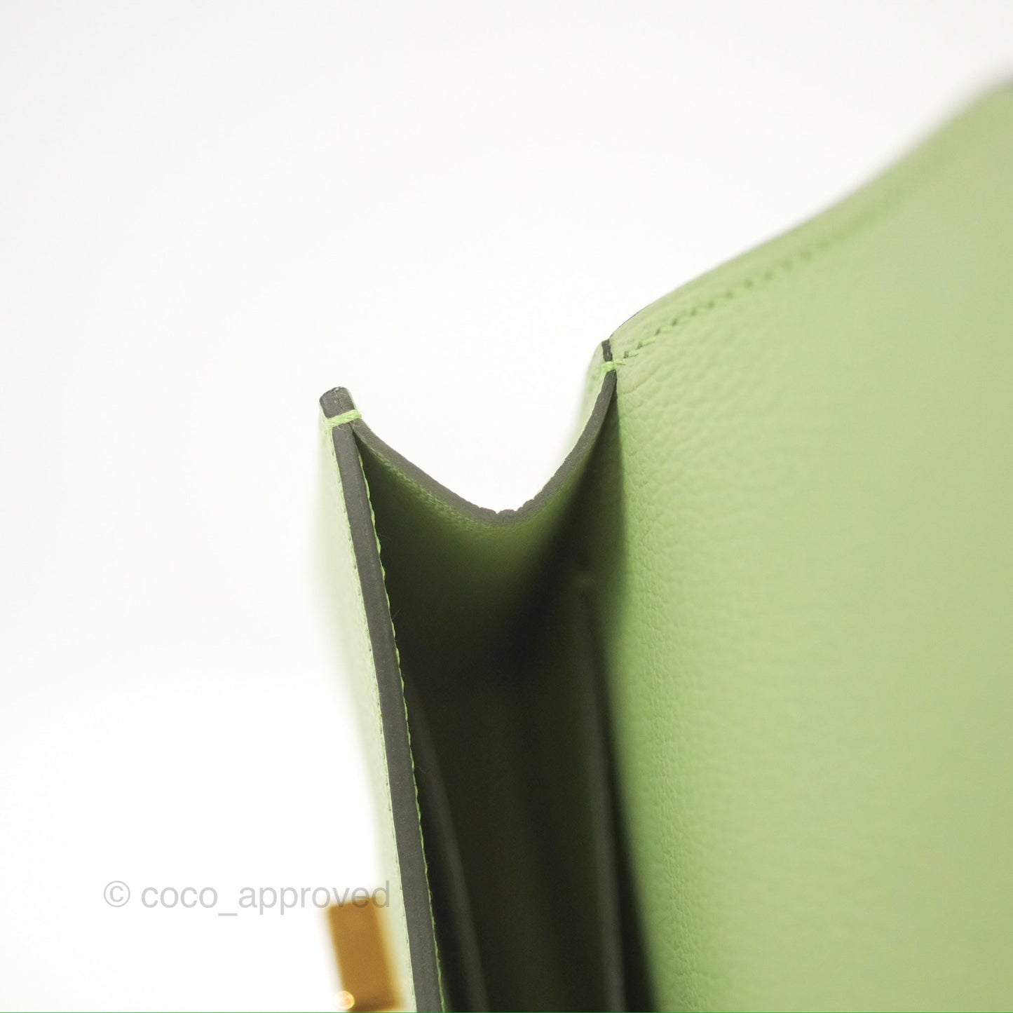 Hermès Constance Slim Wallet Vert Criquet Evercolour Gold Hardware