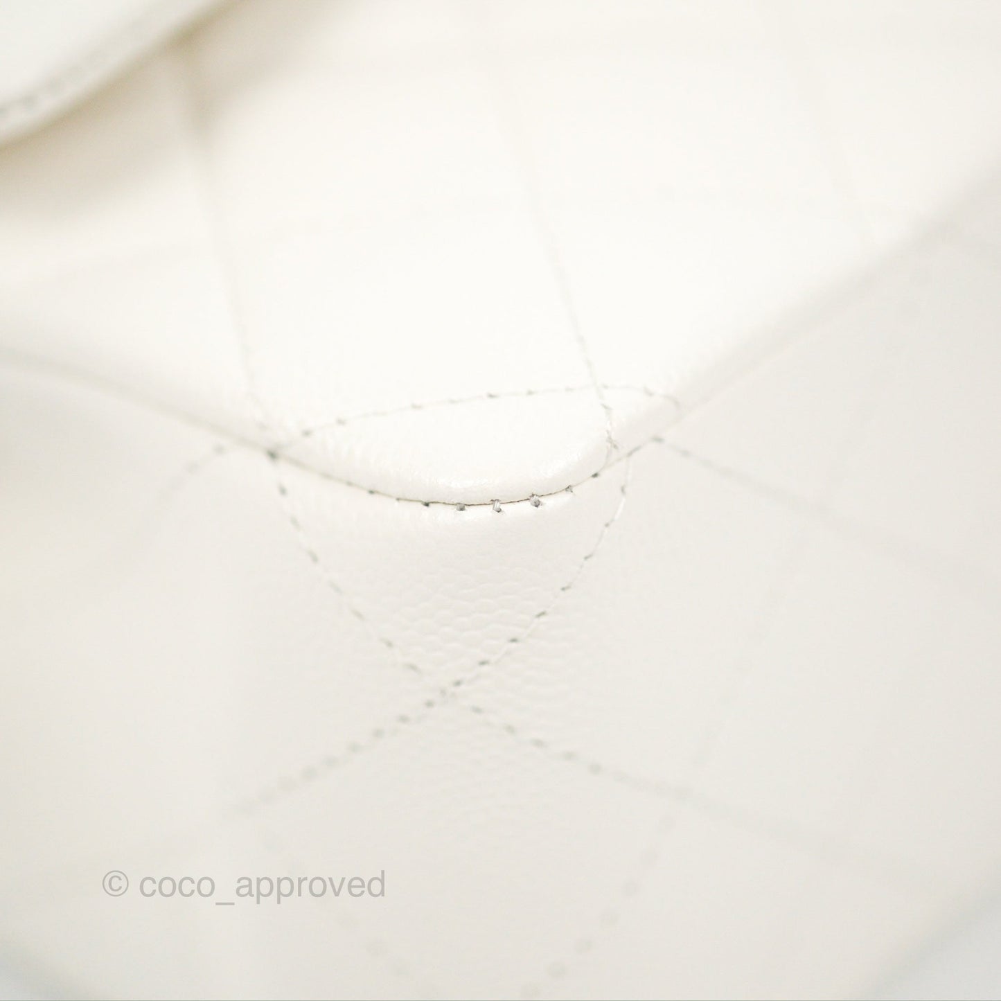 Chanel Classic M/L Medium Flap Quilted White Caviar Gold Hardware
