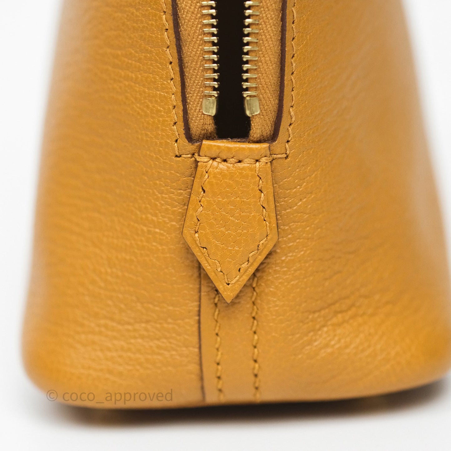 Hermès Bolide Mini 1923 Caramel 28 Chevre Mysore Strap Ficelle/Black Gold Hardware