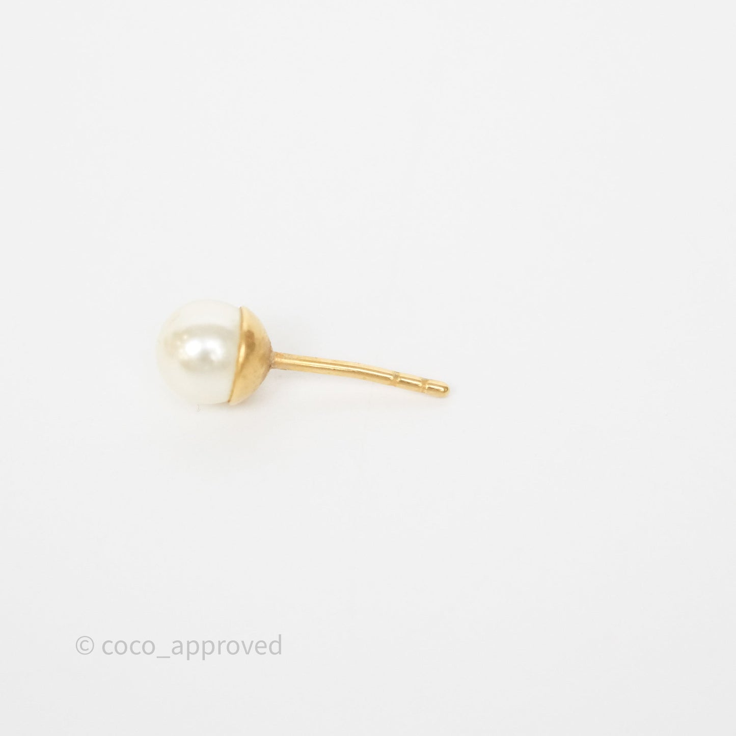 Dior 30 Montaigne Pearl Drop Earrings Aged Gold Tone