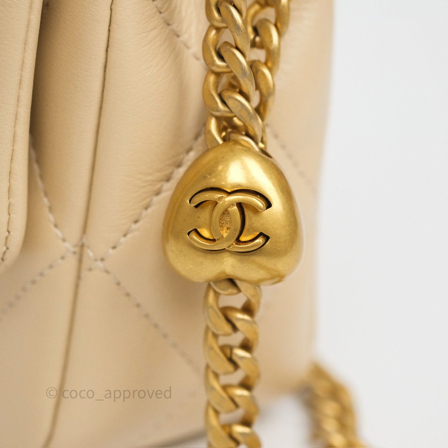 Chanel Sweetheart Mini Flap Beige Shiny Lambskin Aged Gold Hardware