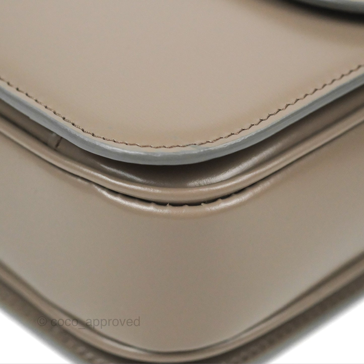 Celine Medium Triomphe Bag Pebble Shiny Calfskin