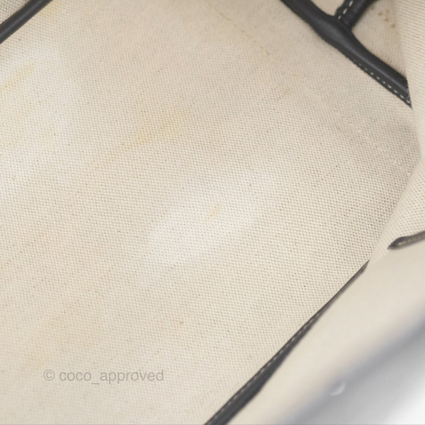 Goyard St Artois Tote MM ⁣⁣⁣⁣⁣⁣⁣⁣⁣⁣⁣⁣⁣⁣⁣⁣⁣⁣⁣⁣Grey Canvas