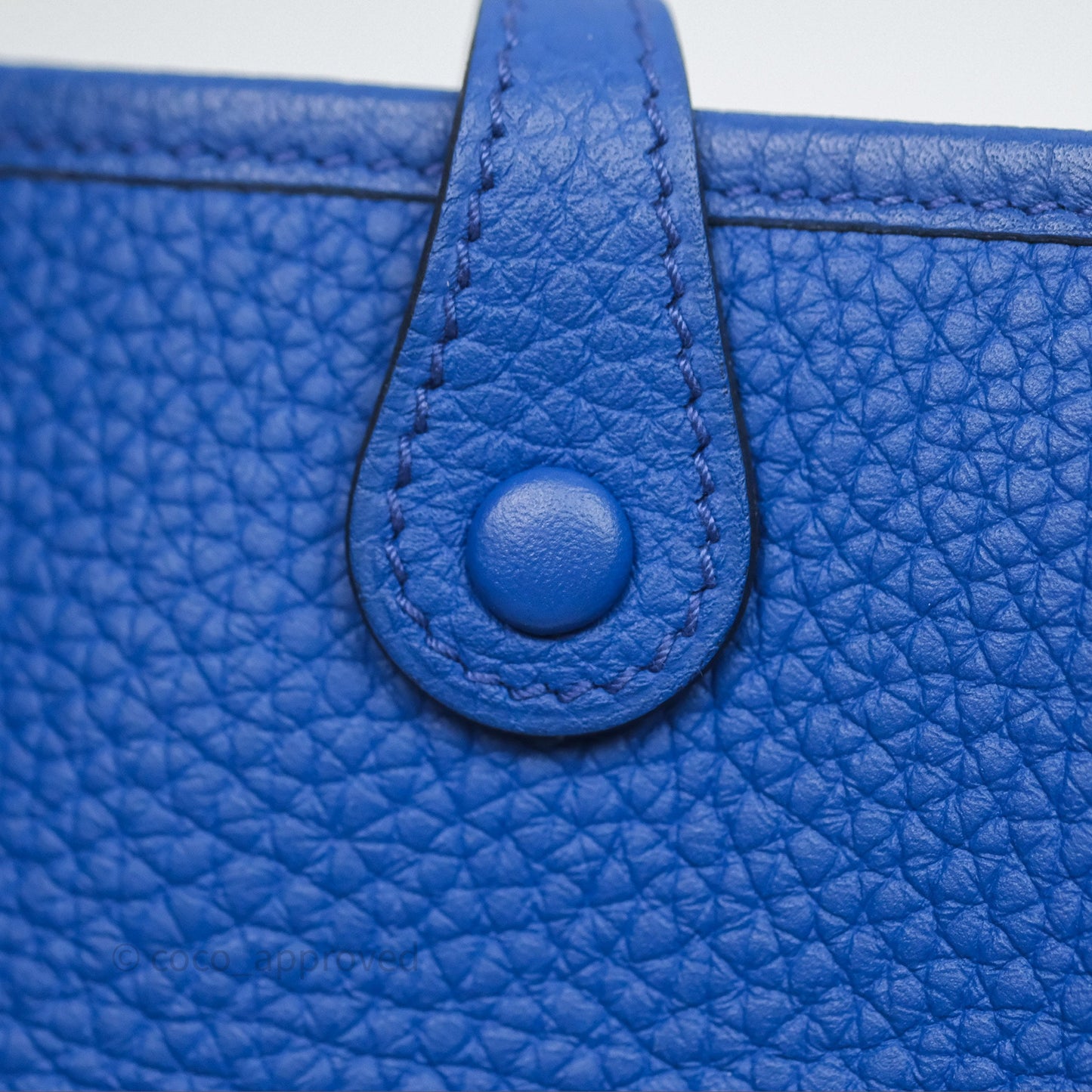 Hermès Mini Evelyne 16 Bleu Royal O8 Clemence Gold Hardware