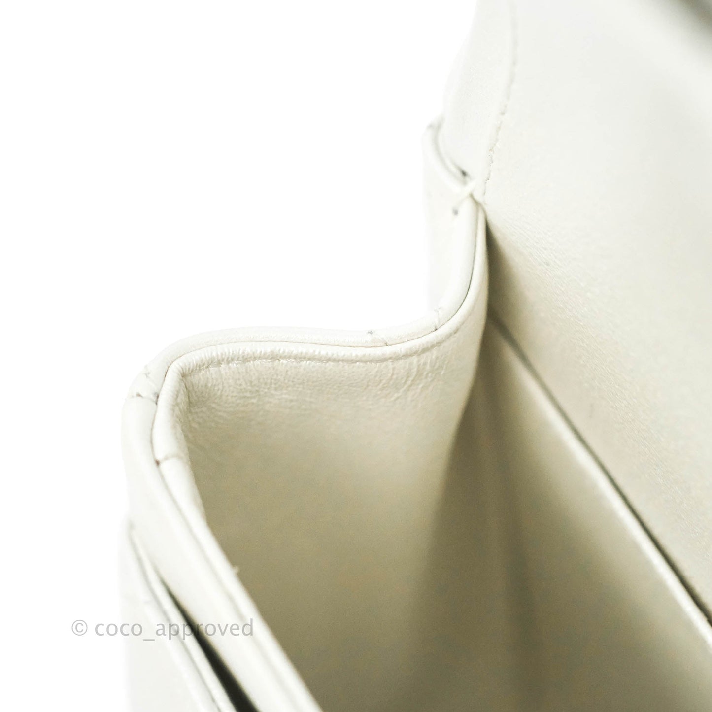 Chanel Classic M/L Medium Double Flap Iridescent White Lambskin Gold Hardware