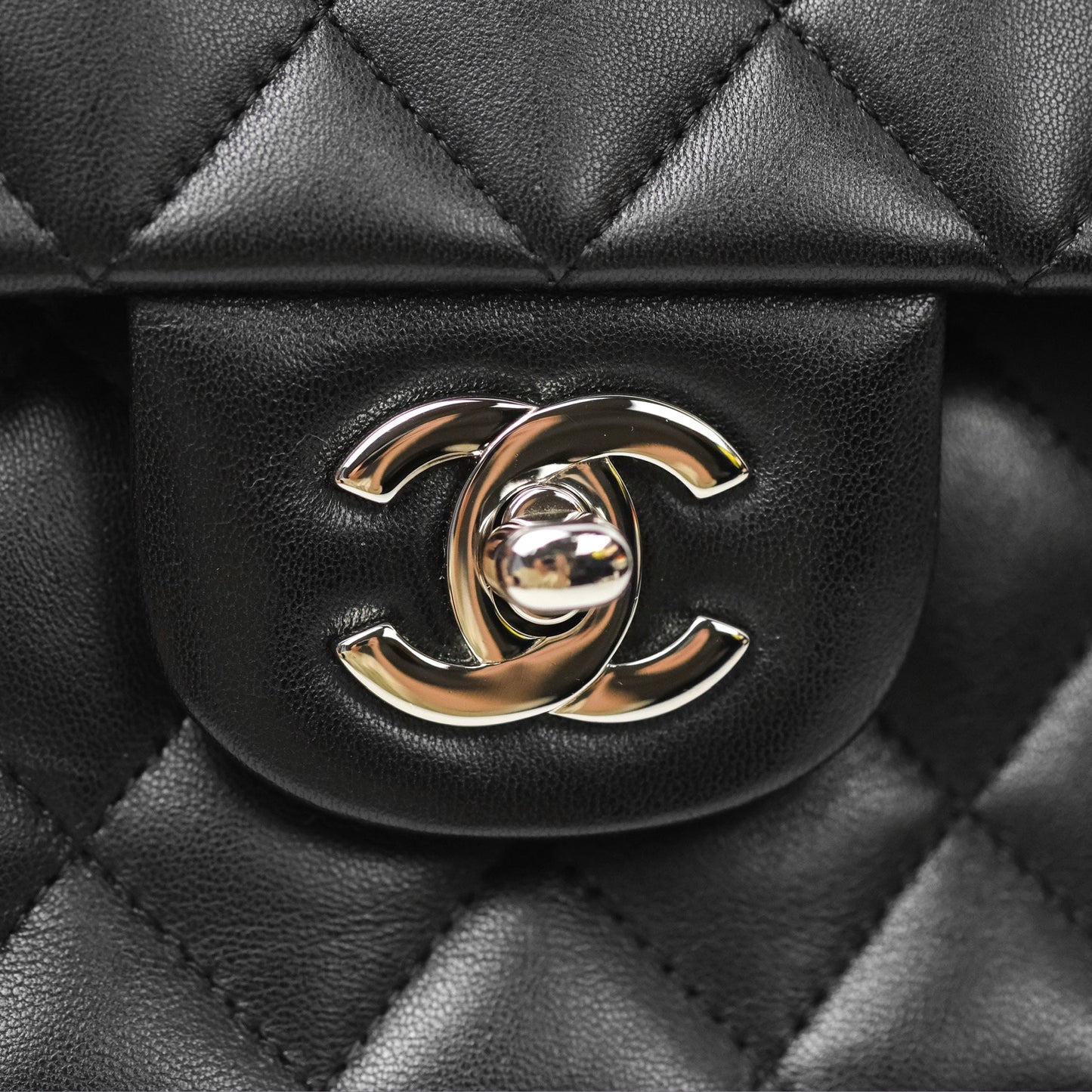 Chanel Classic M/L Medium Flap Quilted Black Lambskin Silver Hardware