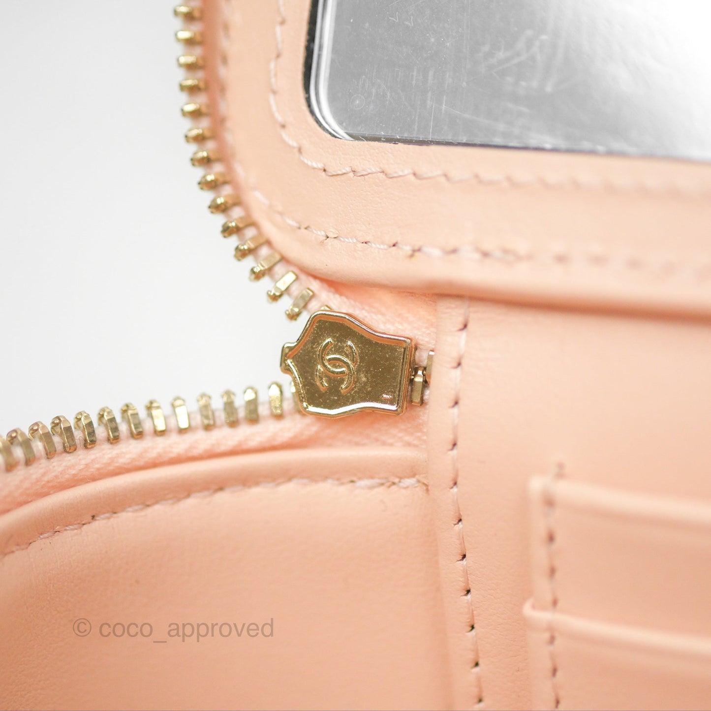Chanel Vanity Rectangular Pink Beige Caviar Gold Hardware