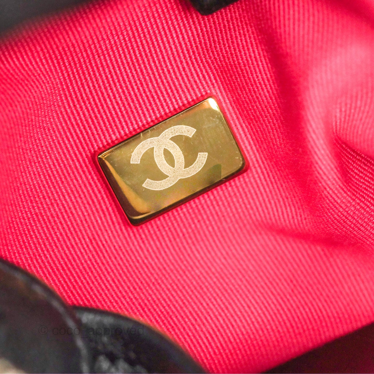 Chanel CC Zipped Shopping Tote Calfskin Gold Hardware