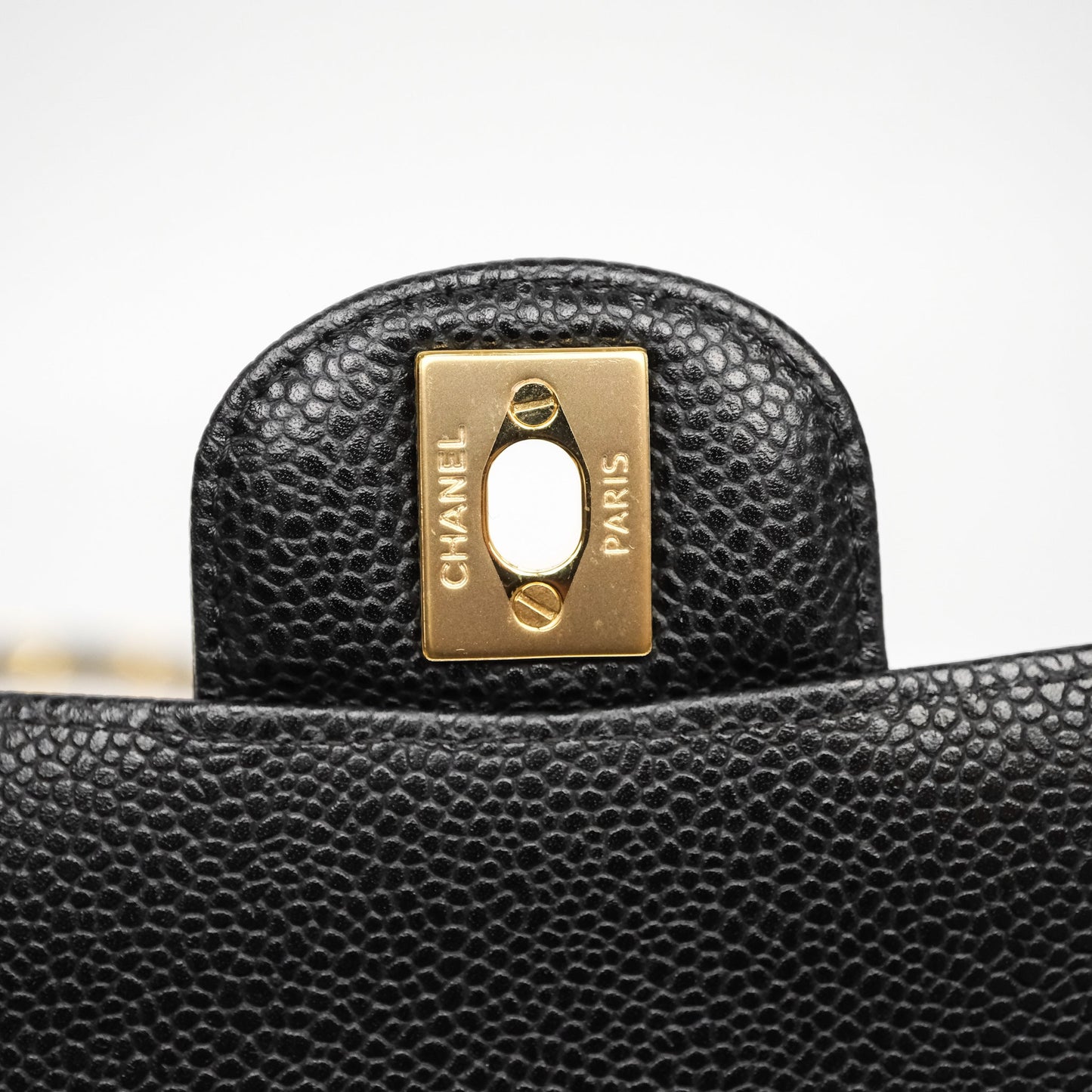 Chanel Classic M/L Medium Flap Quilted Black Caviar Gold Hardware