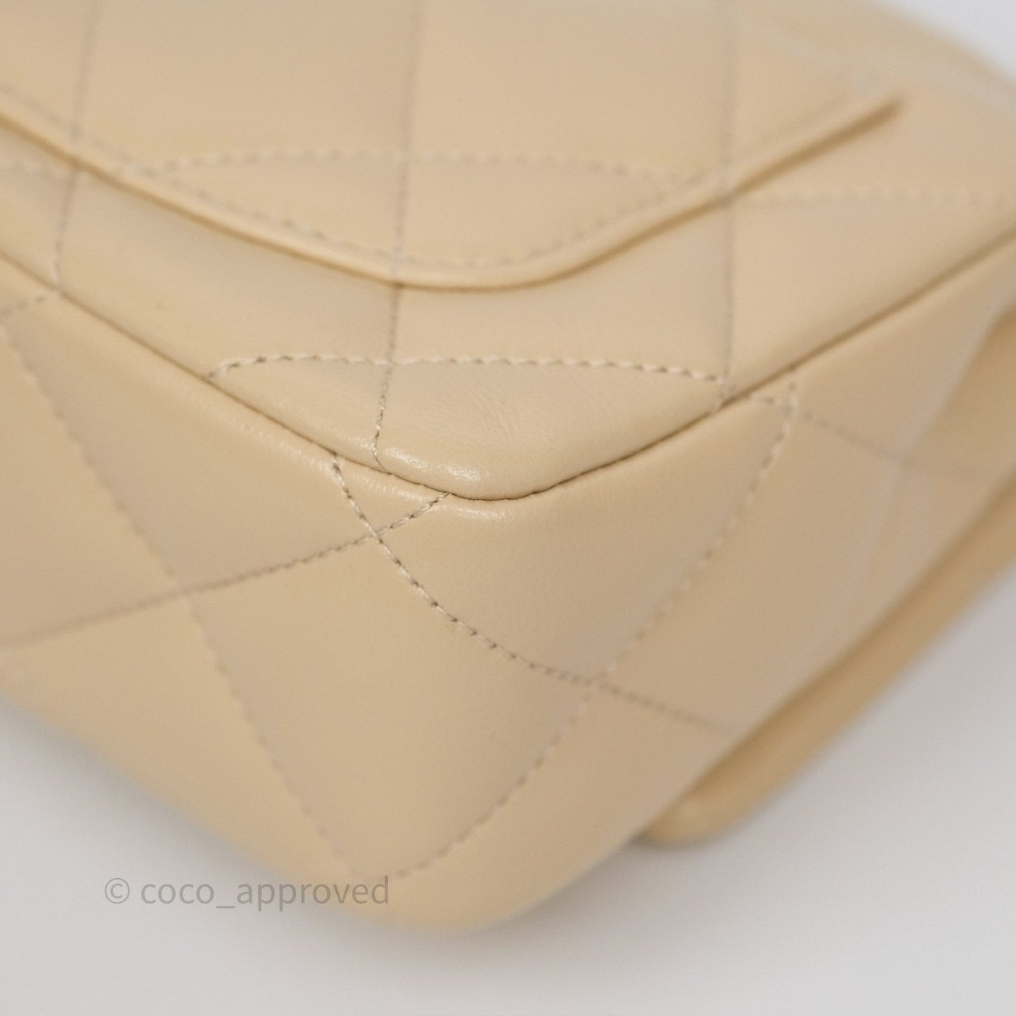 Chanel Sweetheart Mini Flap Beige Shiny Lambskin Aged Gold Hardware