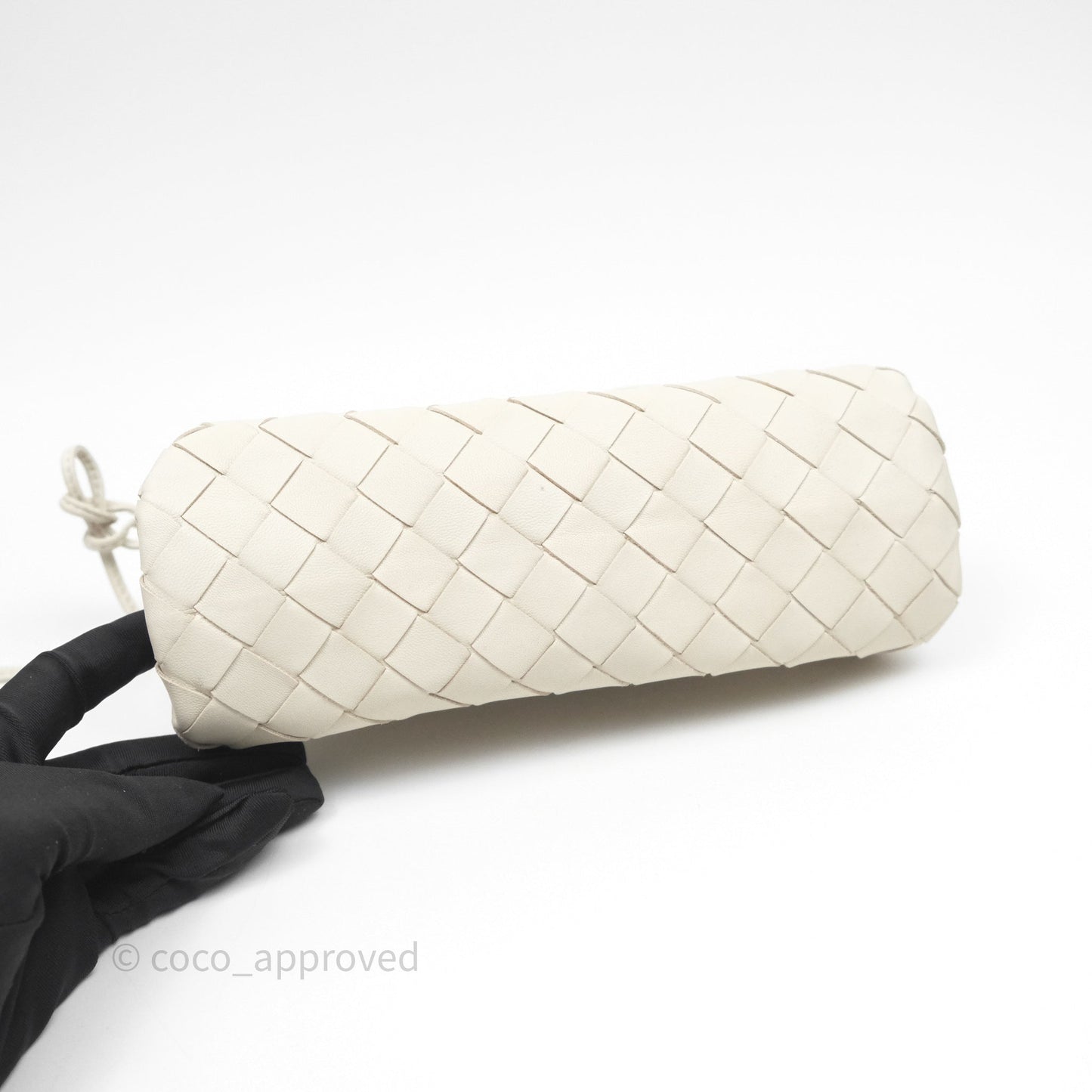 Bottega Veneta Mini Pouch Chalk Intrecciato Calfskin