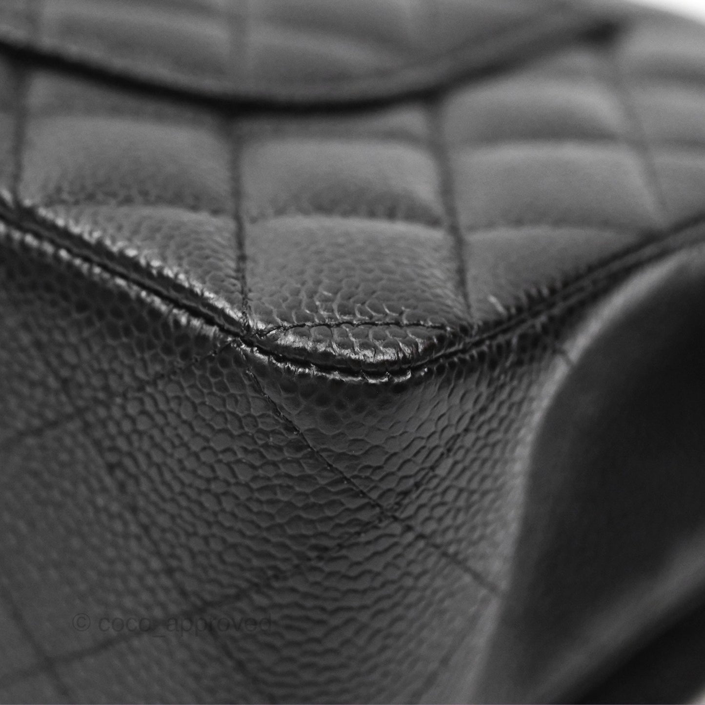 Chanel Classic M/L Medium Flap Quilted Black Caviar Gold Hardware