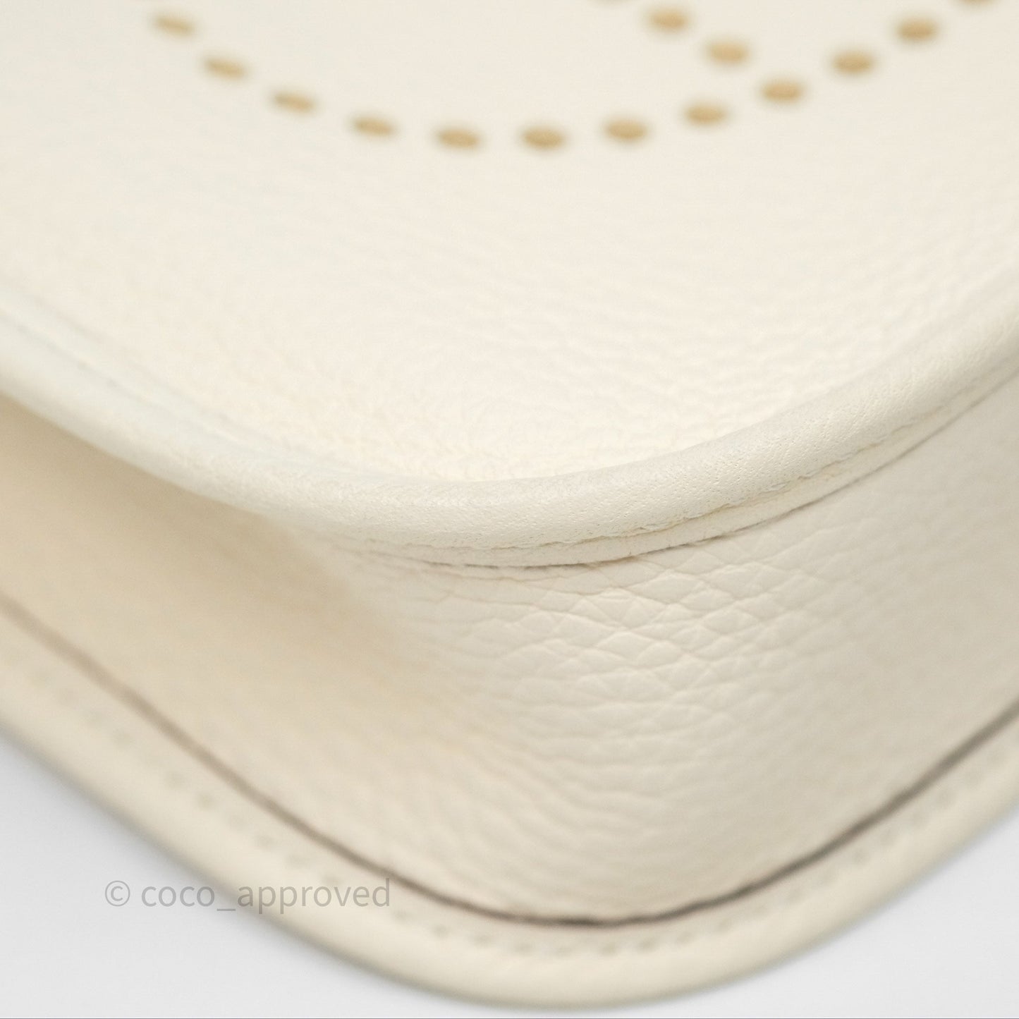 Hermès Mini Evelyne 16 Nata I2 Clemence Gold Hardware