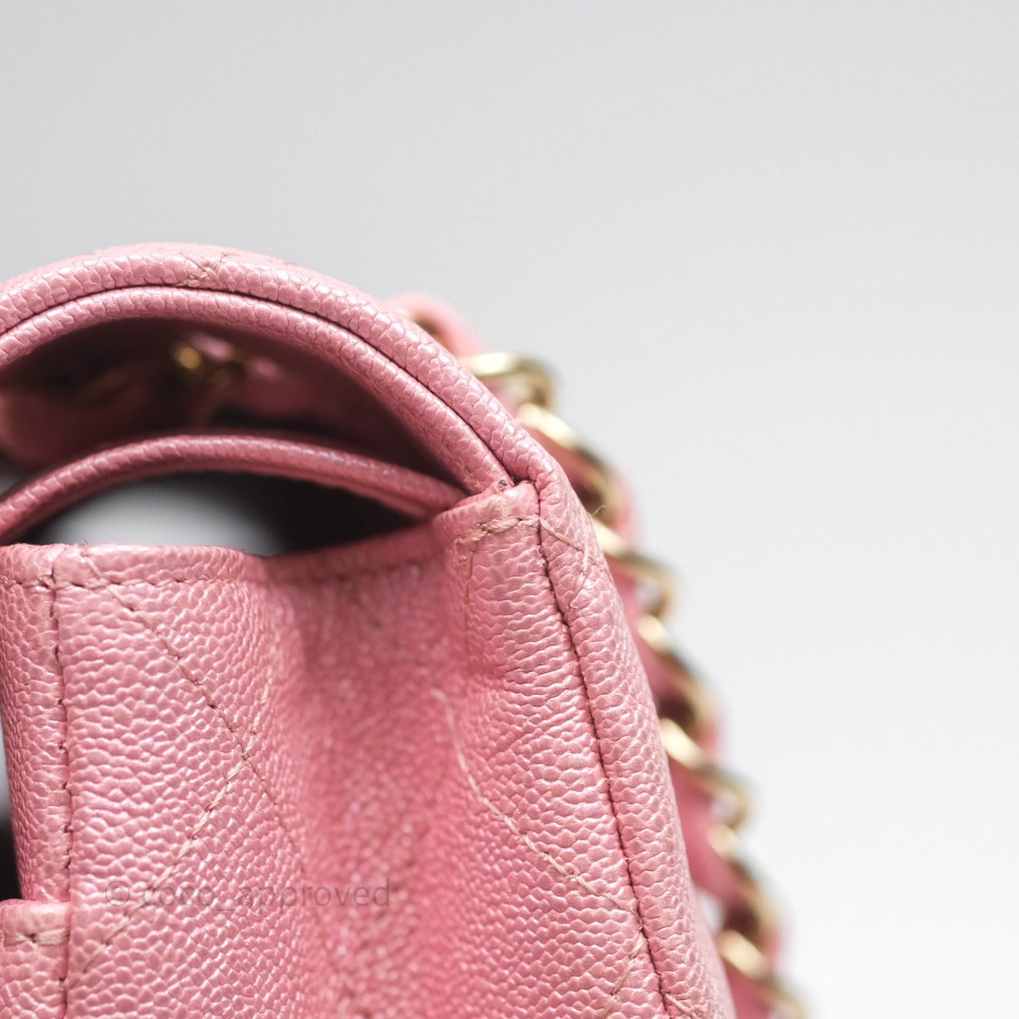 Chanel Quilted Classic M/L Medium Flap Iridescent Pink Caviar Gold Hardware 19S