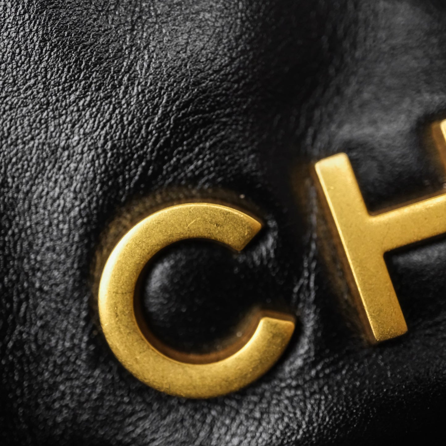 Chanel 22 Mini Bag Black Crumpled Calfskin