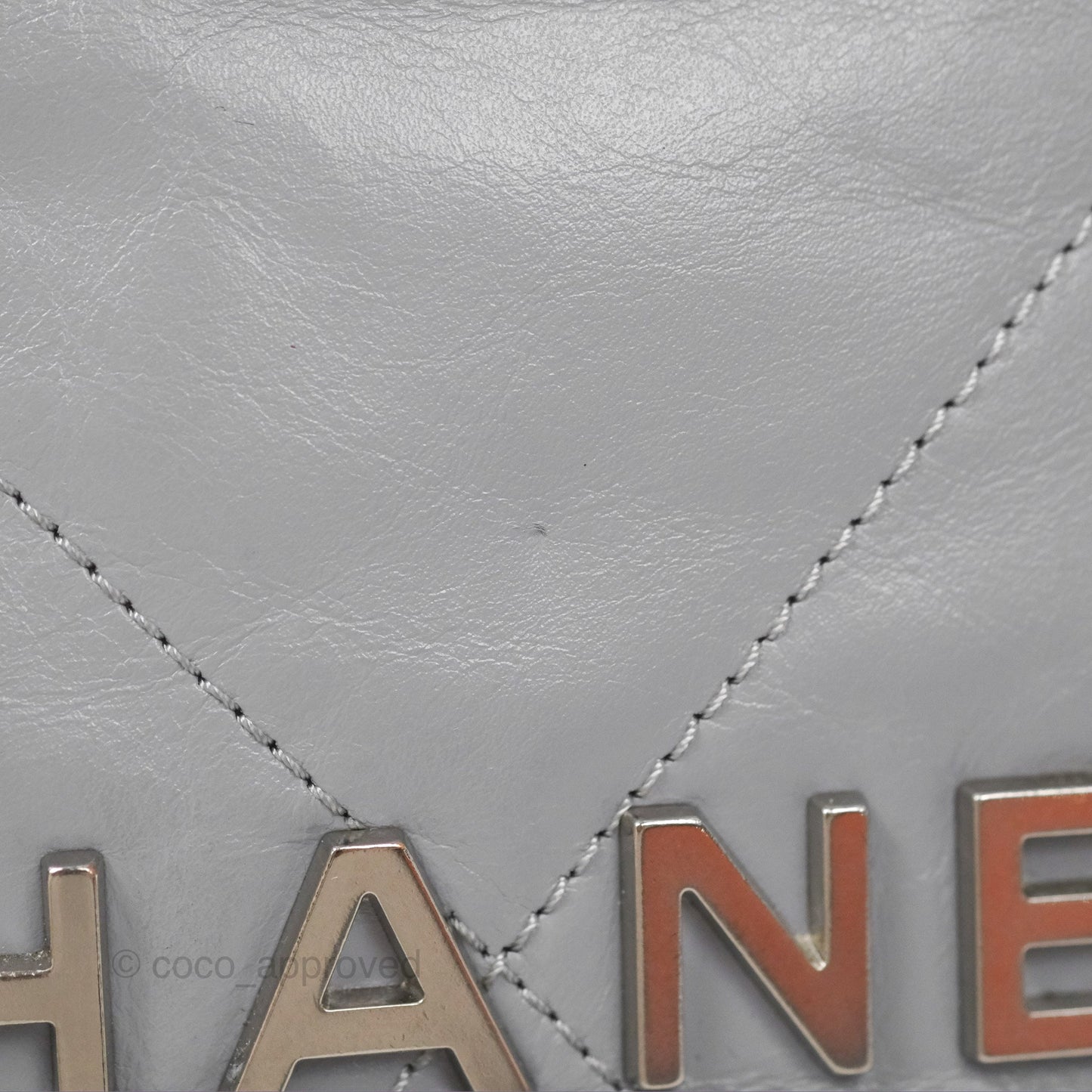 Chanel 22 Mini Bag Light Grey Shiny Crumpled Calfskin Matte Silver Hardware
