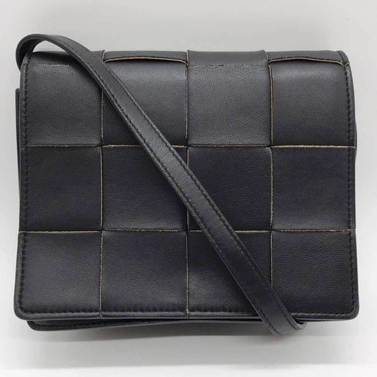 Luxury Bottega Veneta Intrecciato  Leather Shoulder Bag ()