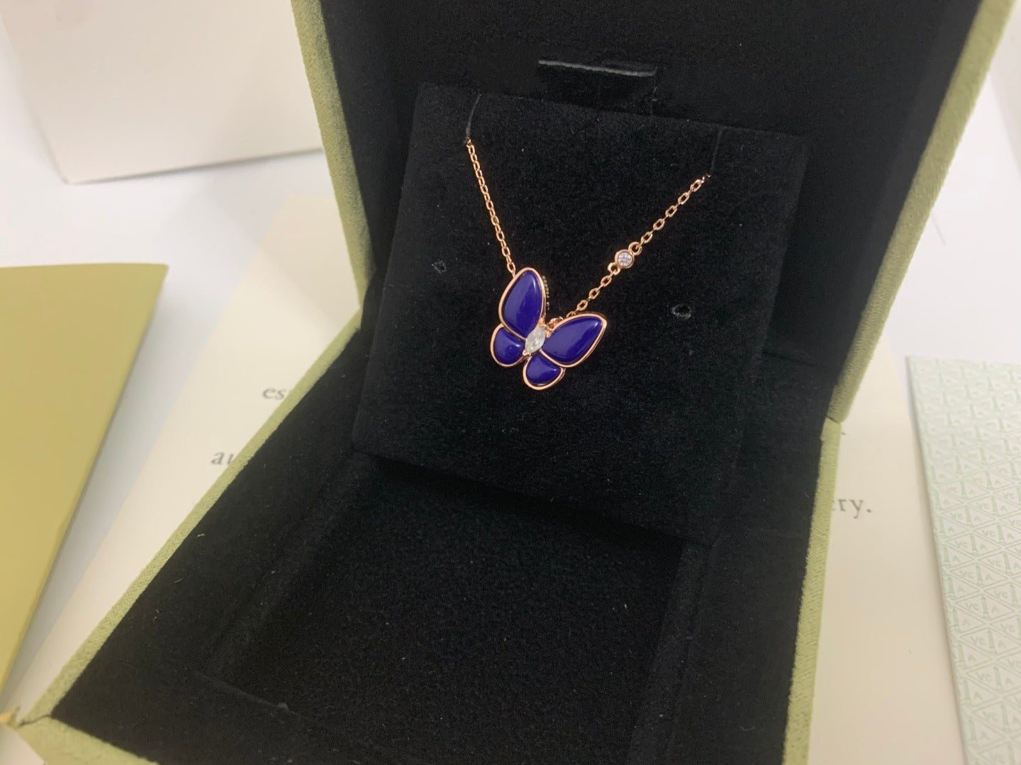 Luxury Gucci BLUE BUTTERFLY NECKLACE