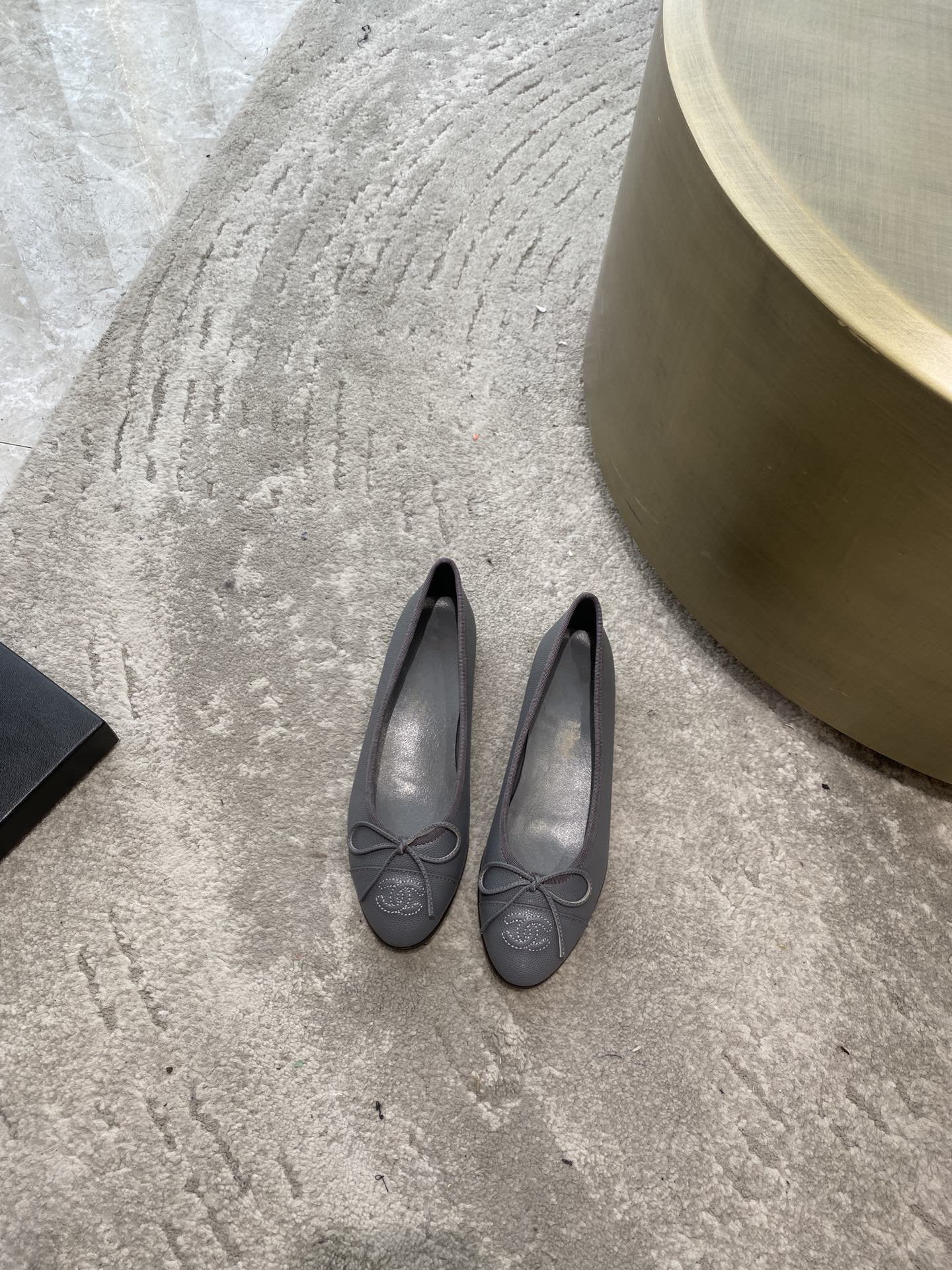 Luxury Chanel ballet flats grey grained calfskin