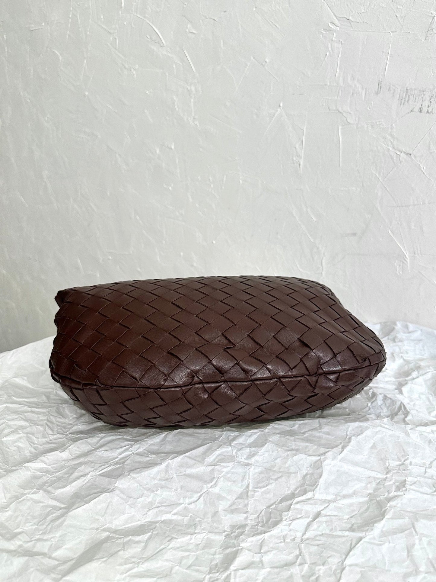 Luxury Bottega Veneta BV TEEN JODIE 36CM CHOCOLATE SUEDE LEATHER