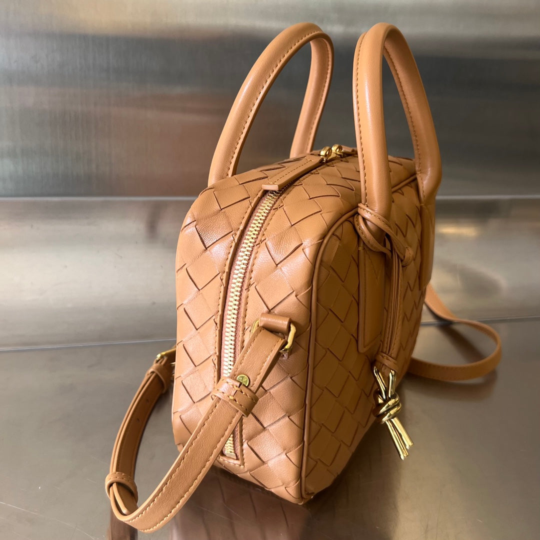 Luxury Bottega Veneta BV GETAWAY SMALL 23CM BROWN LAMBSKIN