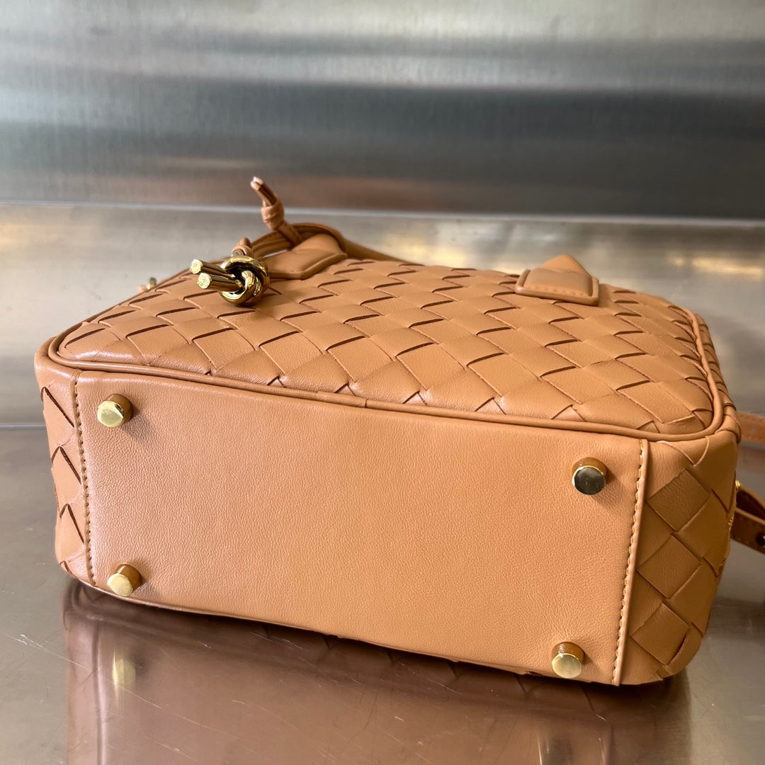 Luxury Bottega Veneta BV GETAWAY SMALL 23CM BROWN LAMBSKIN