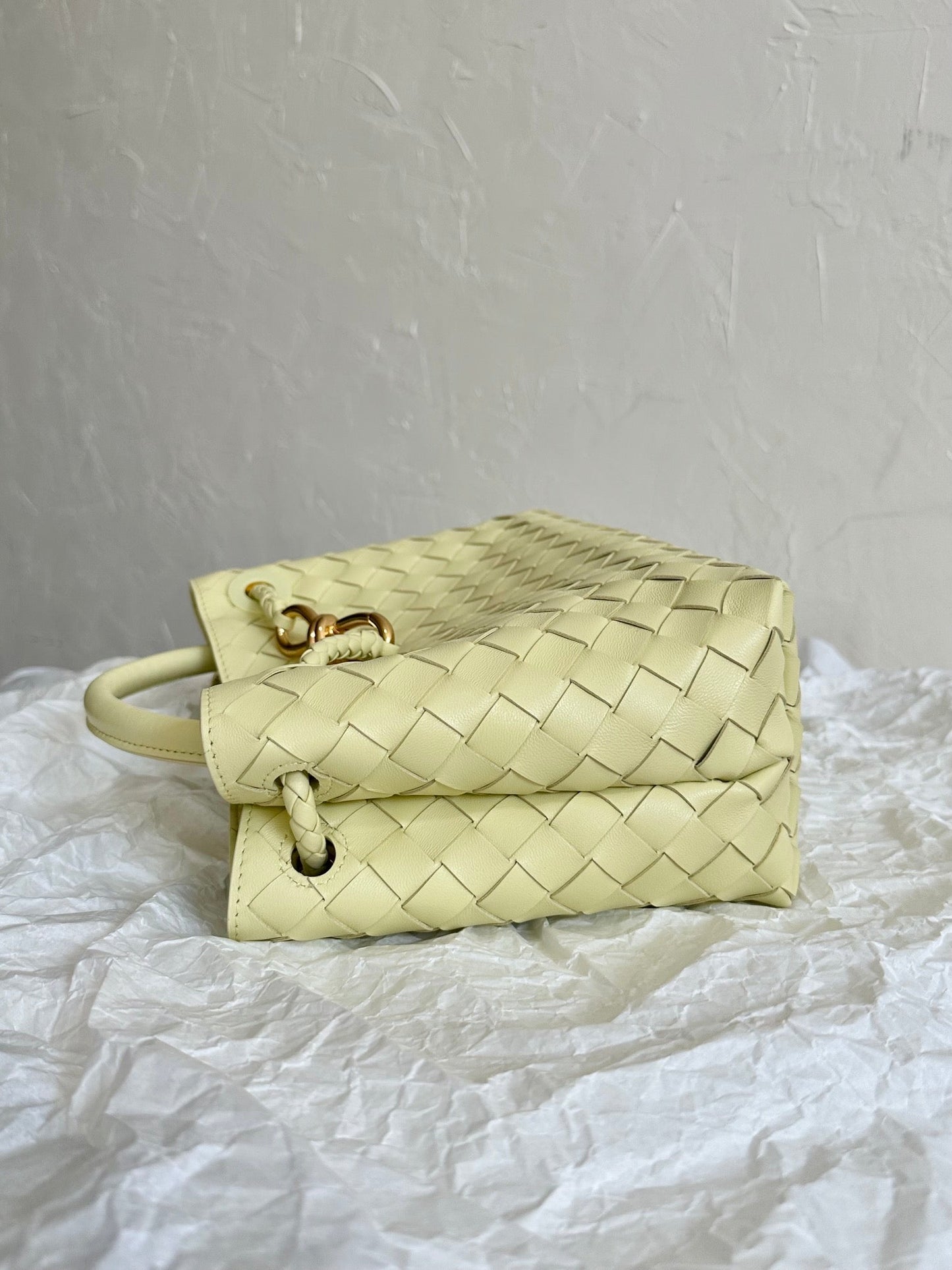 Luxury Bottega Veneta BV SMALL ANDIAMO 25CM LIGHT YELLOW LAMBSKIN
