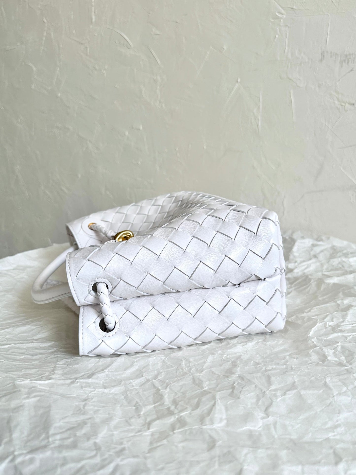 Luxury Bottega Veneta BV SMALL ANDIAMO 25CM WHITE LAMBSKIN