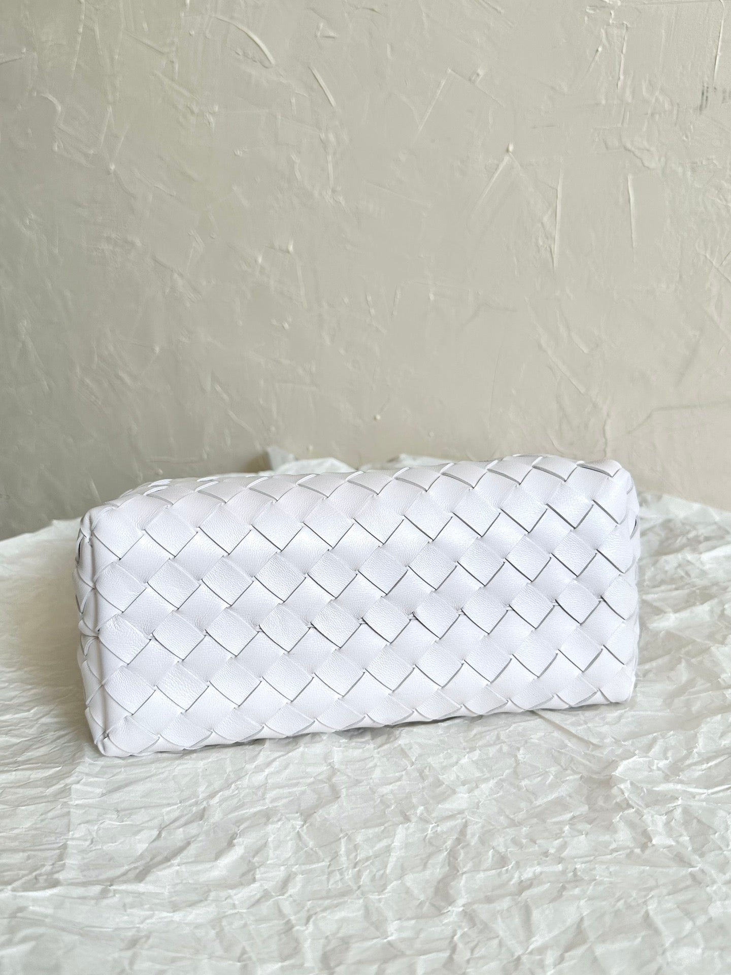 Luxury Bottega Veneta BV SMALL ANDIAMO 25CM WHITE LAMBSKIN