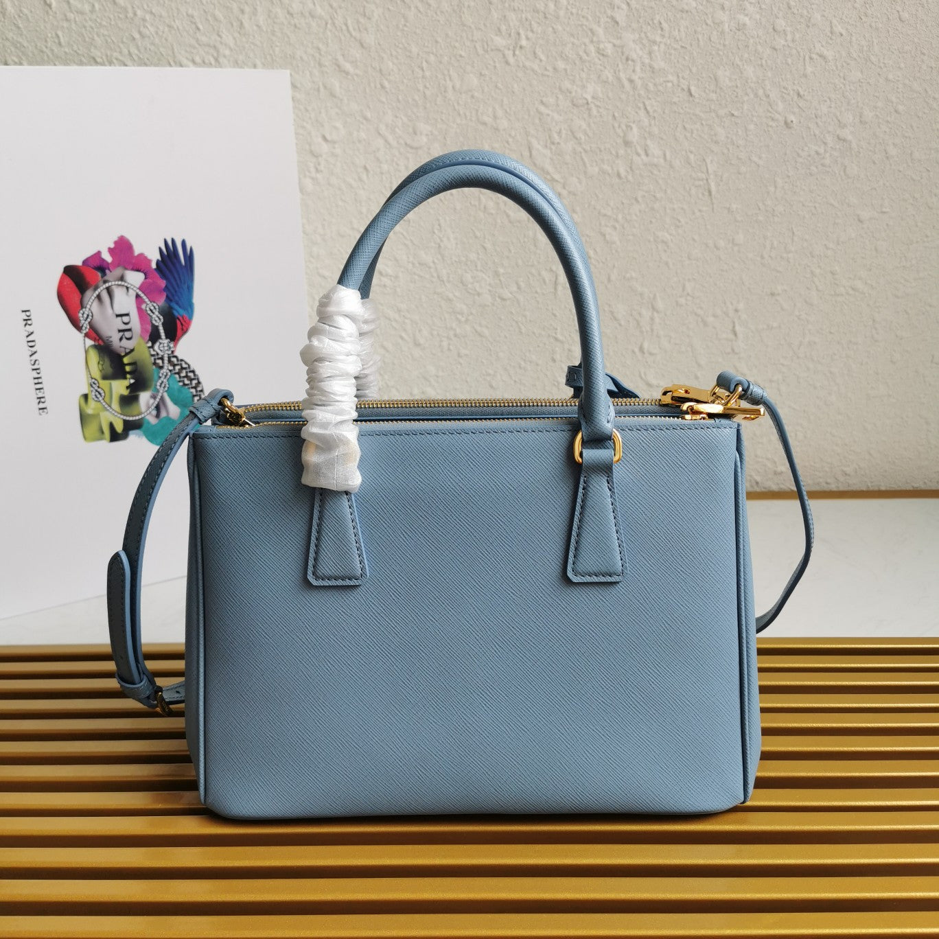 Luxury PradaMEDIUM GALLERIA 28 CLOUD BLUE SAFFIANO LEATHER