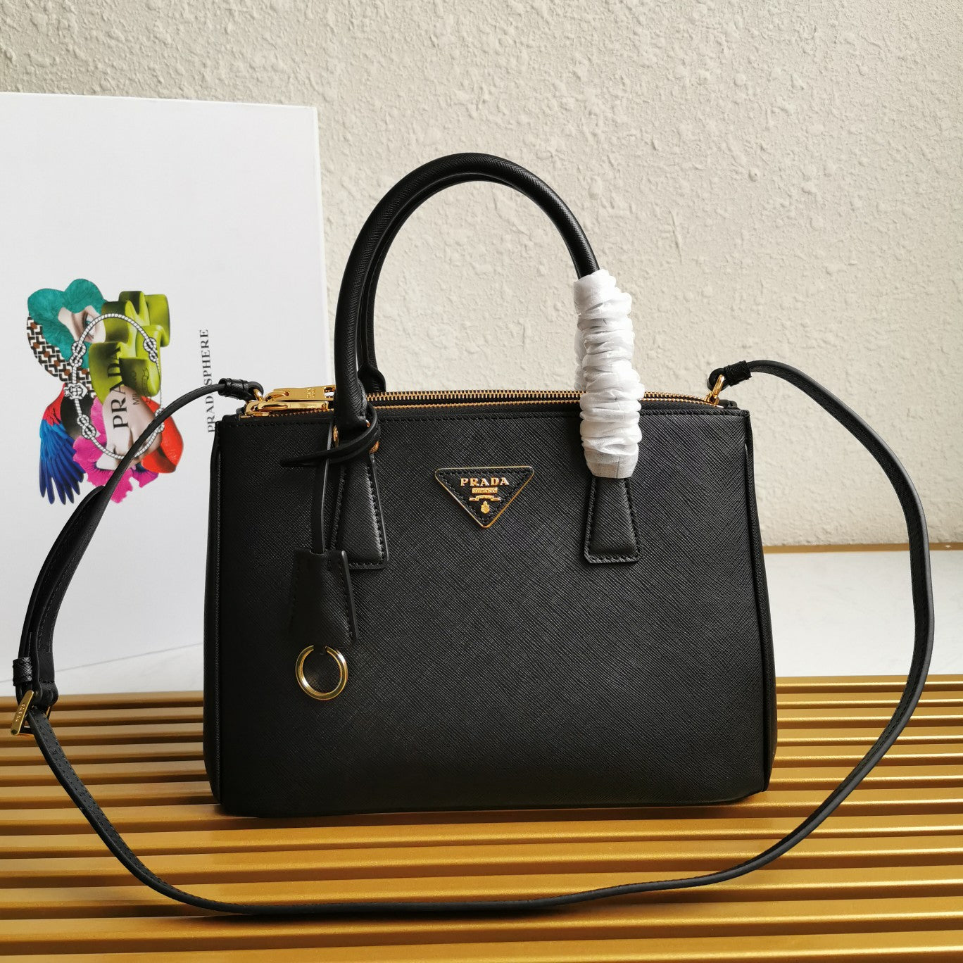 Luxury PradaMEDIUM GALLERIA 28 BLACK SAFFIANO LEATHER