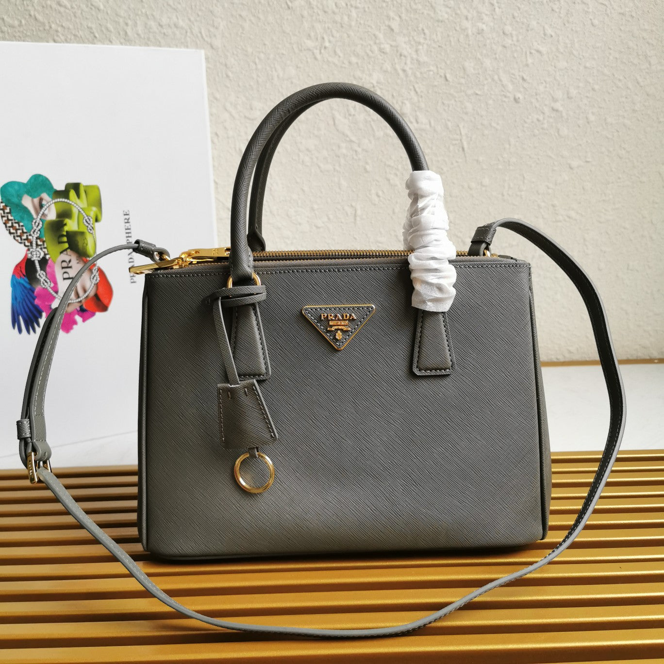Luxury PradaMEDIUM GALLERIA 28 GREY SAFFIANO LEATHER