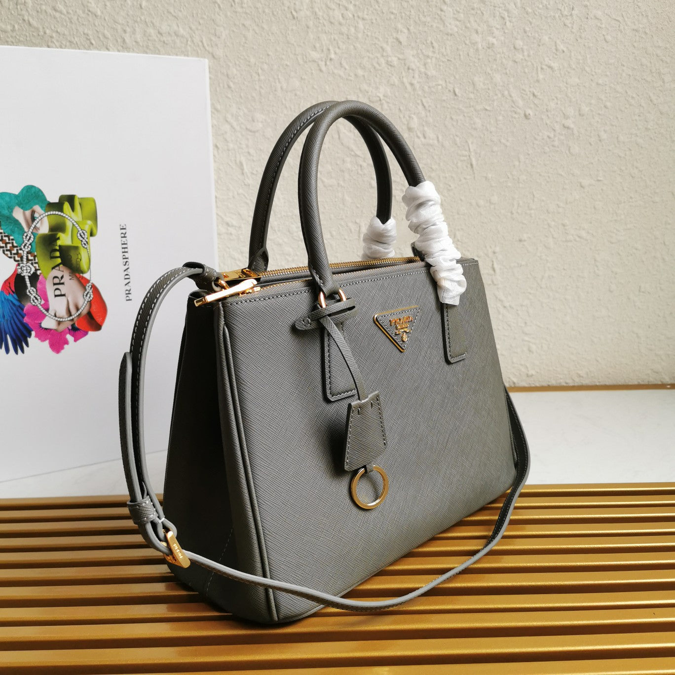 Luxury PradaMEDIUM GALLERIA 28 GREY SAFFIANO LEATHER