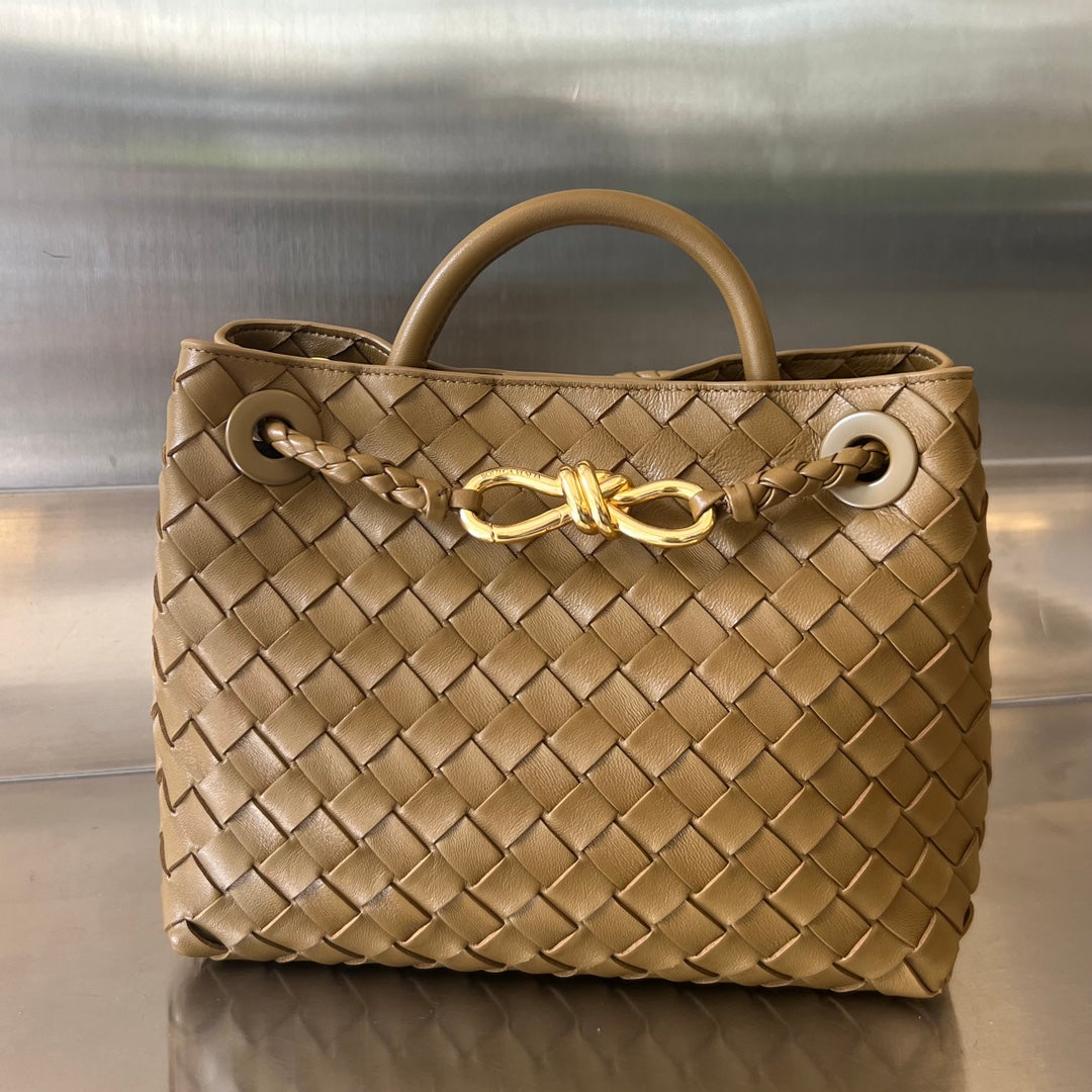Luxury Bottega Veneta BV SMALL ANDIAMO 25CM BROWN LAMBSKIN