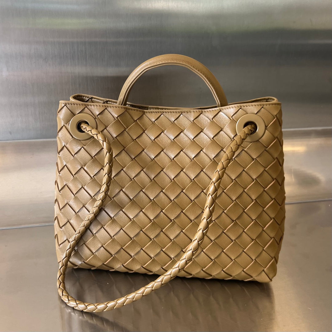 Luxury Bottega Veneta BV SMALL ANDIAMO 25CM BROWN LAMBSKIN