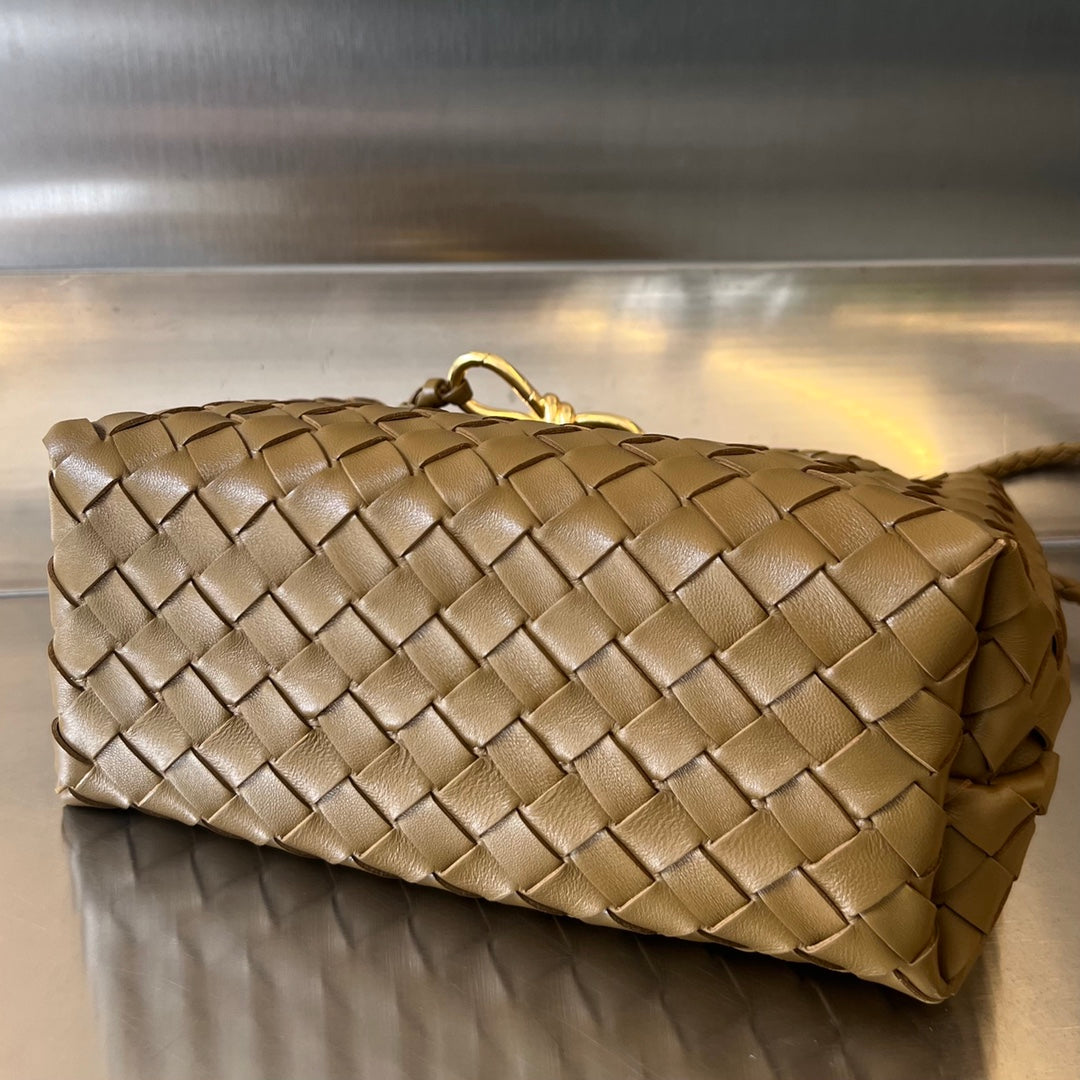 Luxury Bottega Veneta BV SMALL ANDIAMO 25CM BROWN LAMBSKIN