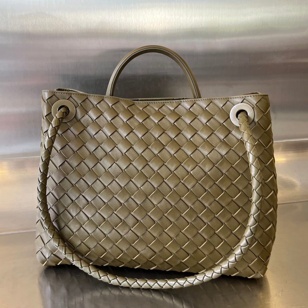 Luxury Bottega Veneta BV MEDIUM ANDIAMO 32CM OLIVE LAMBSKIN