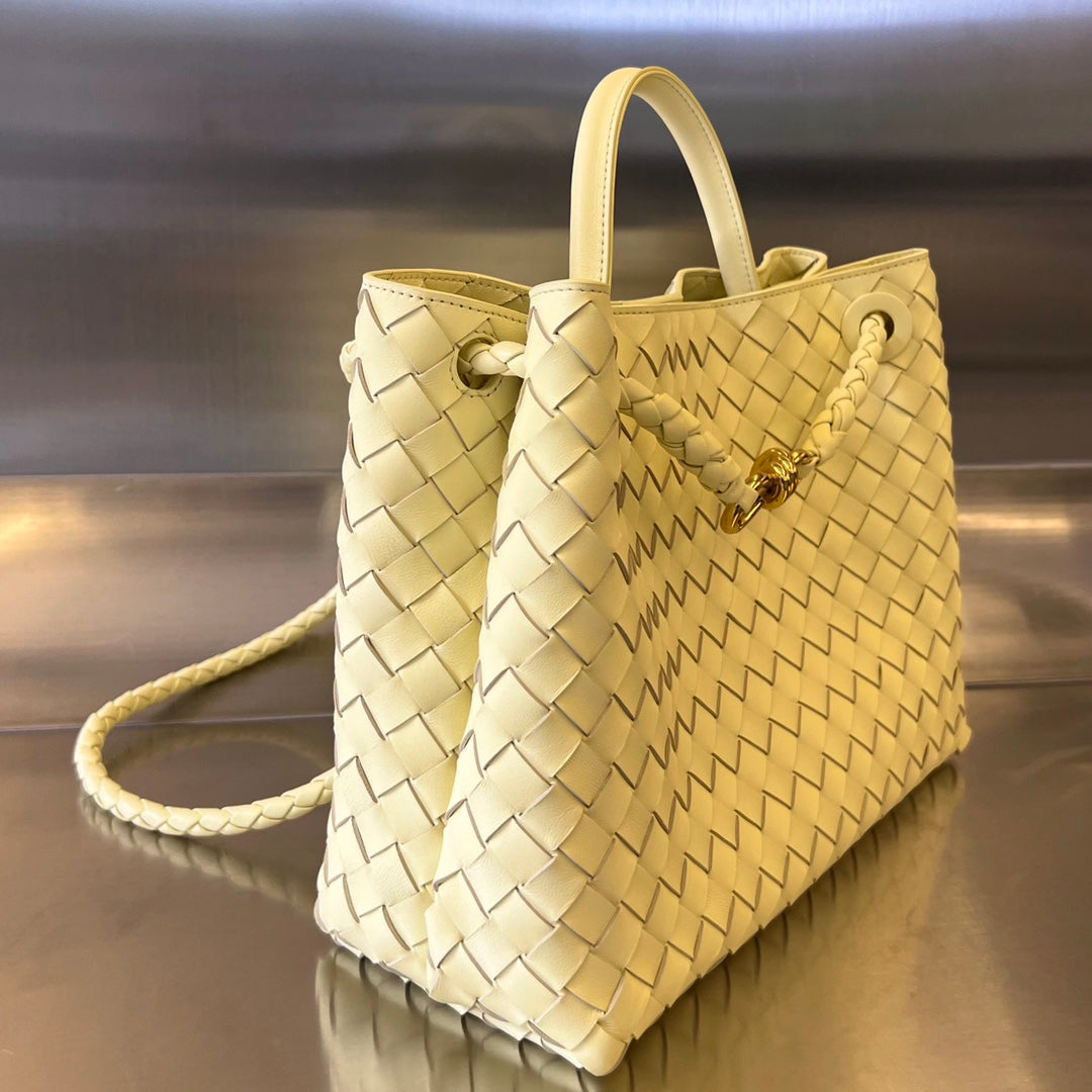 Luxury Bottega Veneta BV MEDIUM ANDIAMO 32CM LIME LAMBSKIN