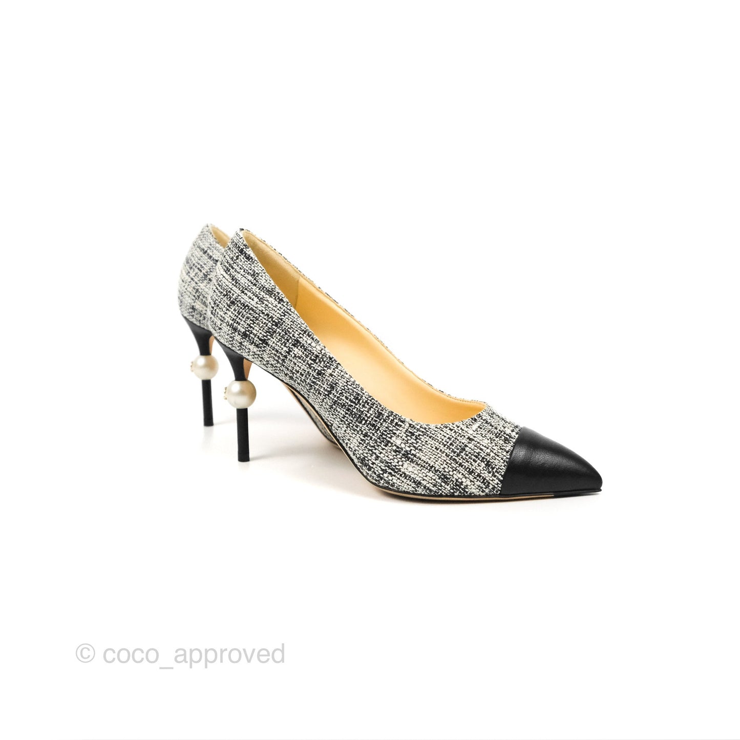 Chanel Classic Tweed And Black Calfskin Heels Size 38.5