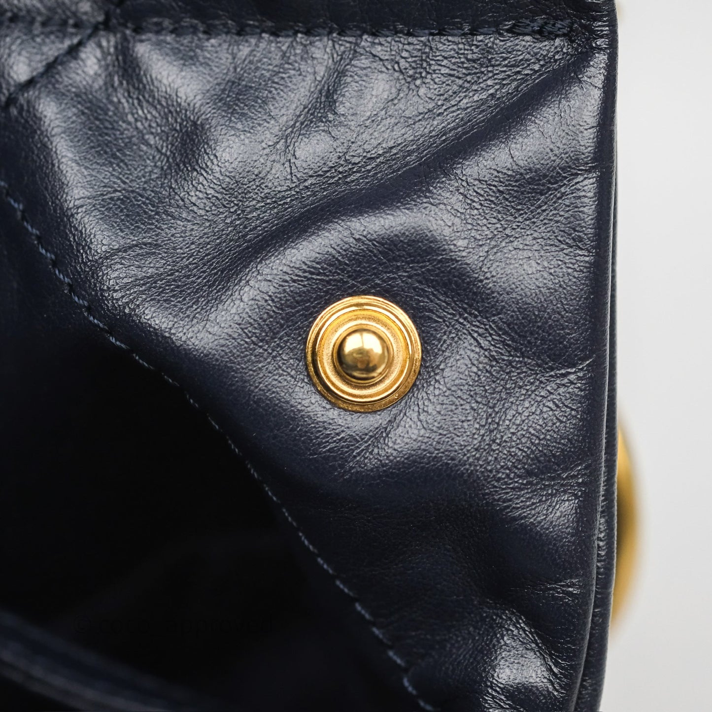 Chanel 22 Medium Navy Shiny Calfskin Aged Gold Hardware