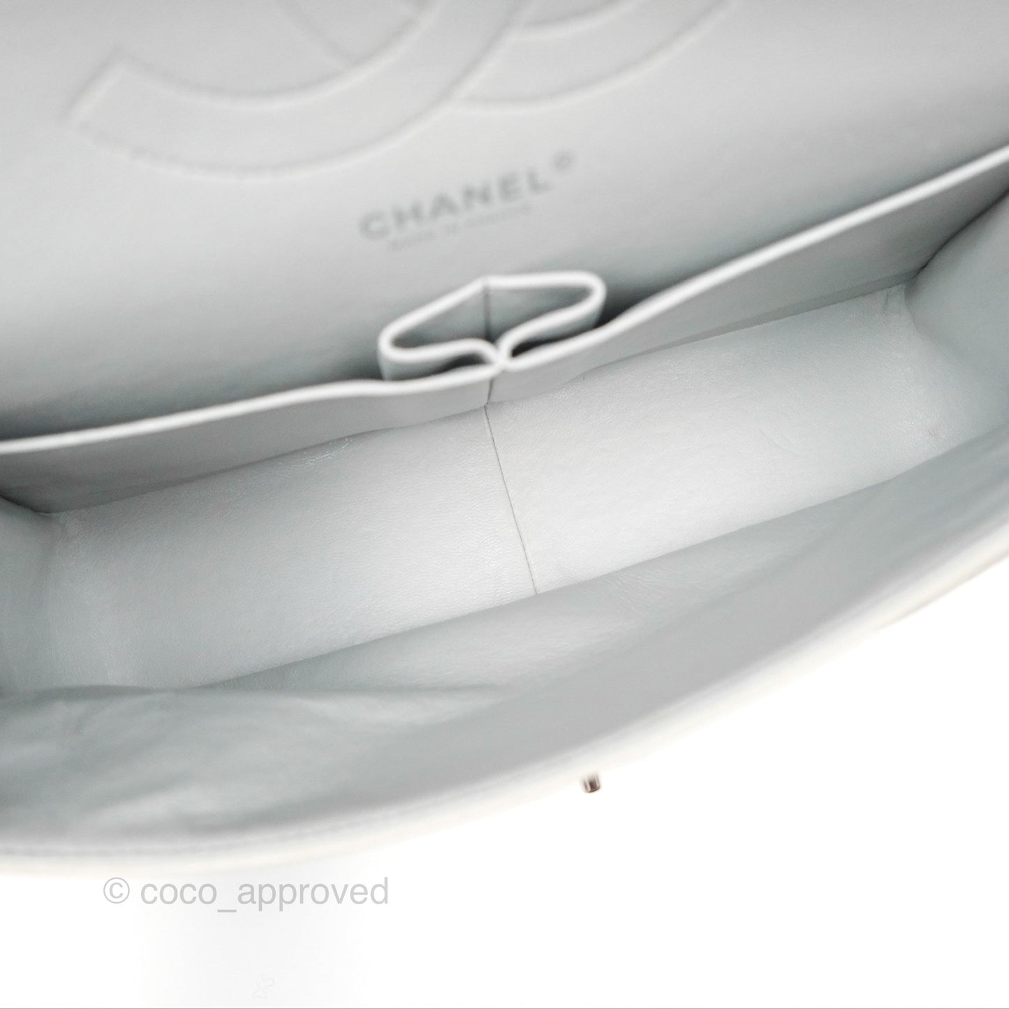 Chanel Jumbo Double Flap Light Grey Caviar Silver Hardware⁣⁣