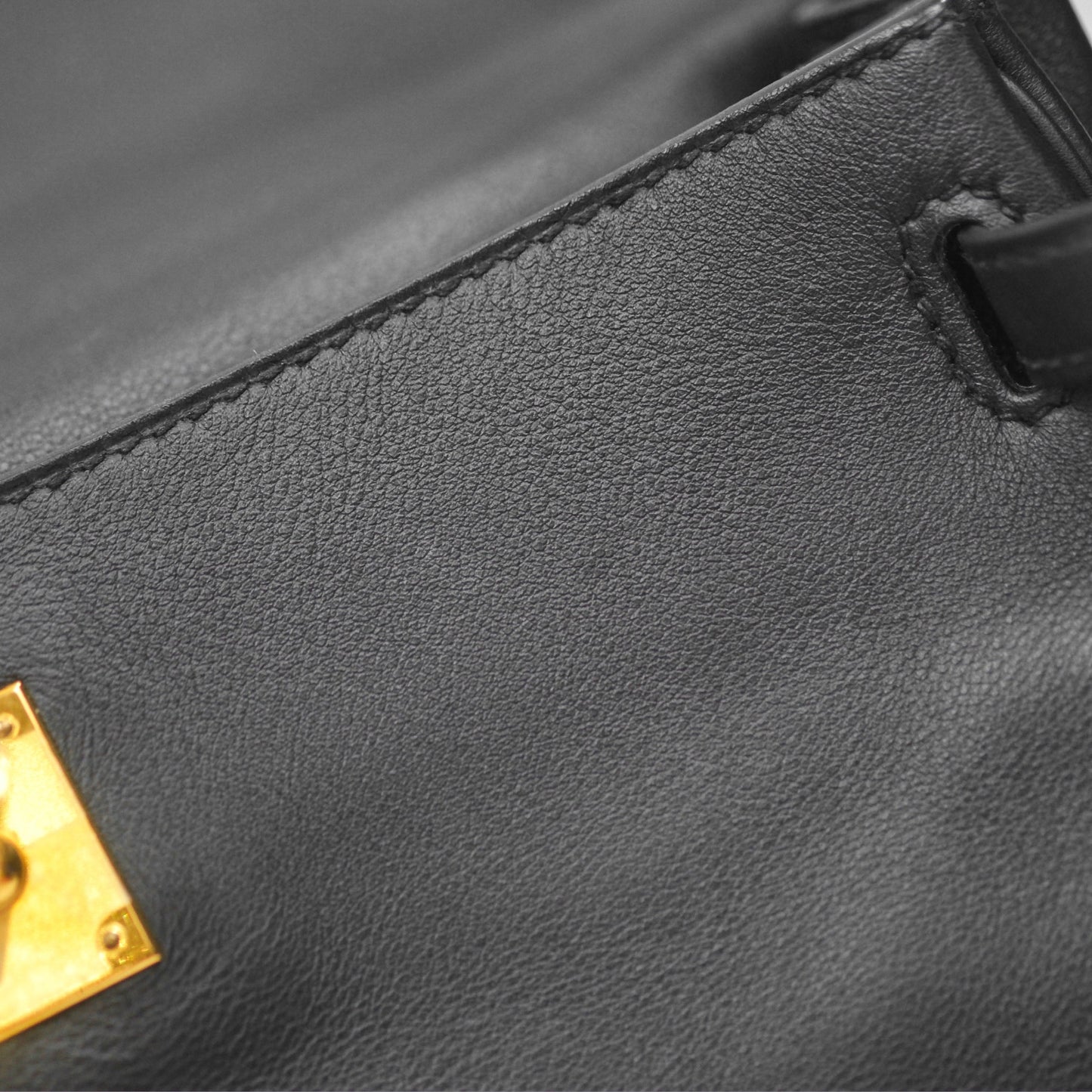 Hermès Retourne Kelly 25 Black Noir 89 Swift Gold Hardware
