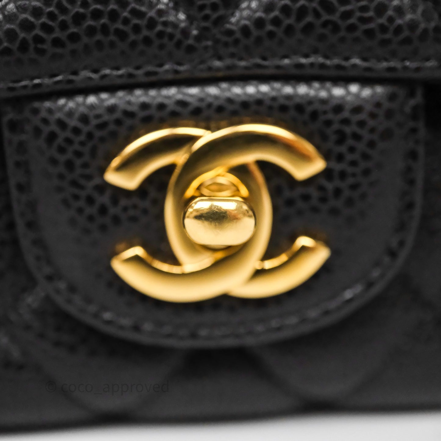 Chanel Classic M/L Medium Flap Quilted Black Caviar Gold Hardware