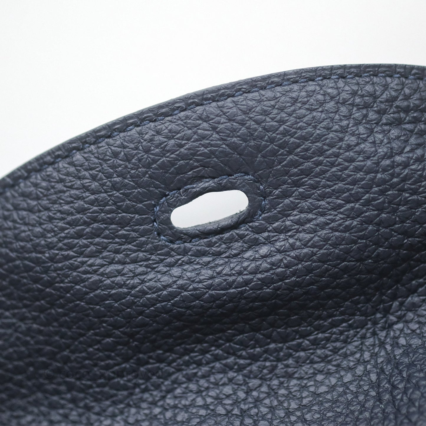 Hermès Lindy 26 Bleu Nuit 2Z Taurillon Clemence Palladium Hardware