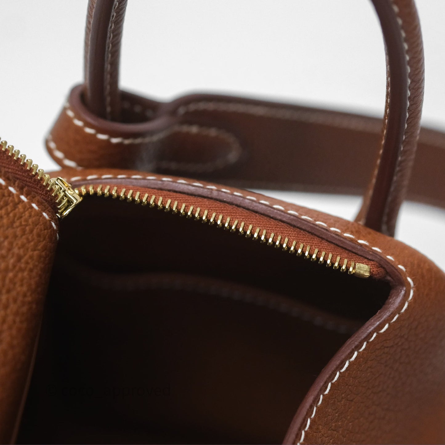 Hermès Mini Lindy 20 Fauve 34 Barenia Gold Hardware