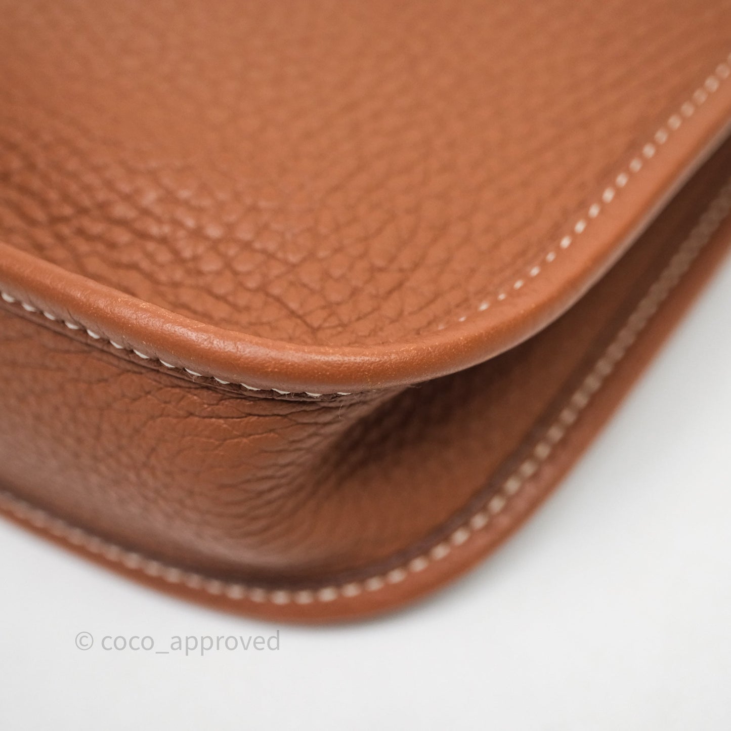 Hermès Mini Evelyne 16 Gold Clemence Gold Hardware