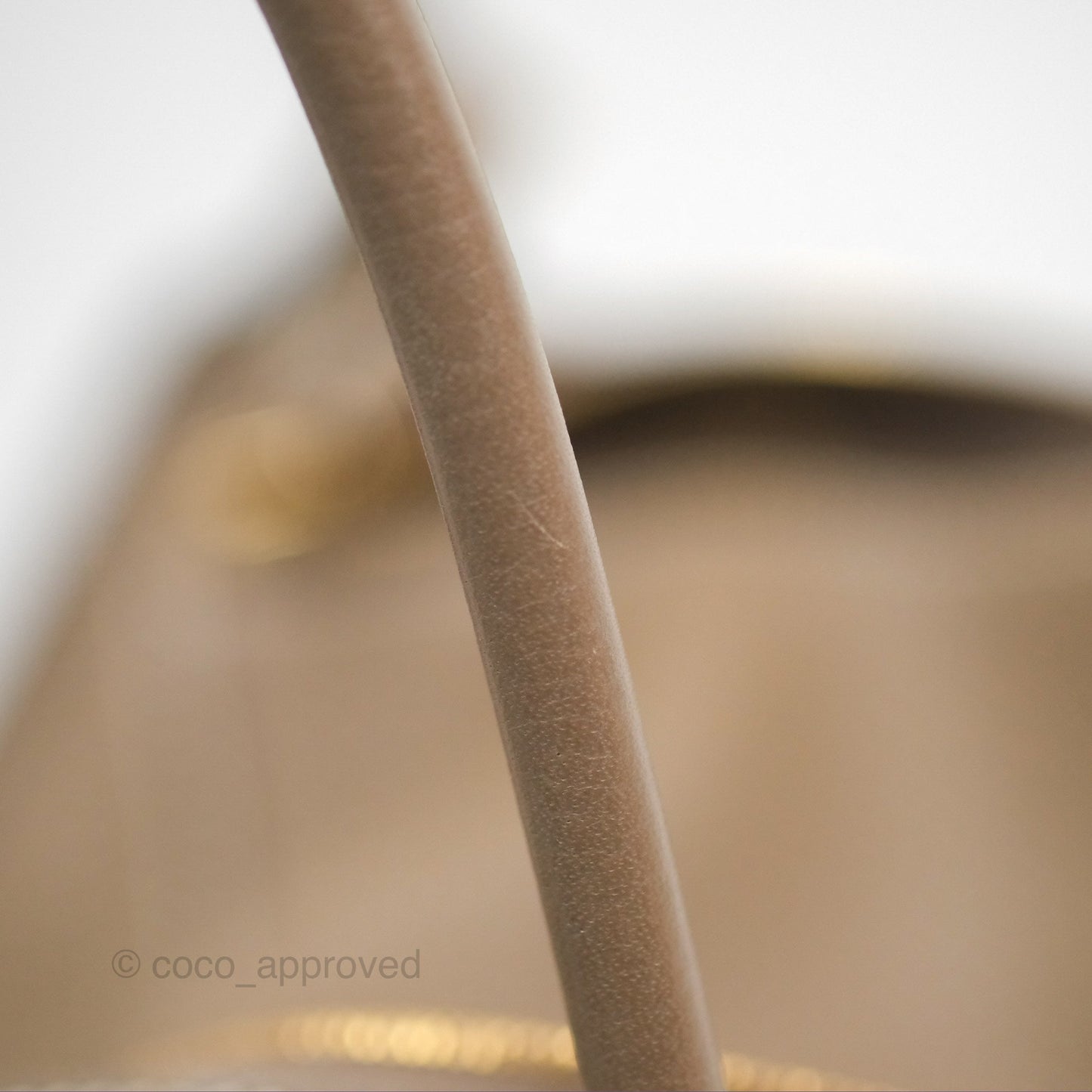 Hermès Lindy 26 Etoupe 18 Taurillion Clemence Gold Hardware
